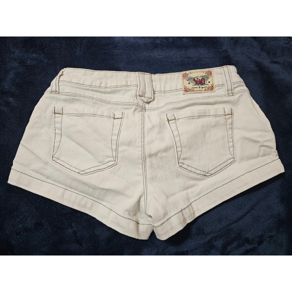 White YMI shorts size 7 juniors t2k vintage summer short 2000s cute